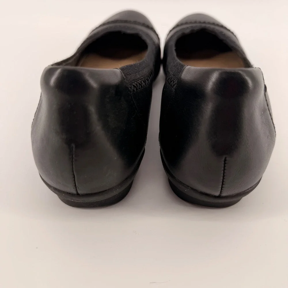 Clarks collection flats